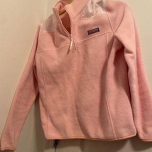 Women’s pink vineyard vines fleece